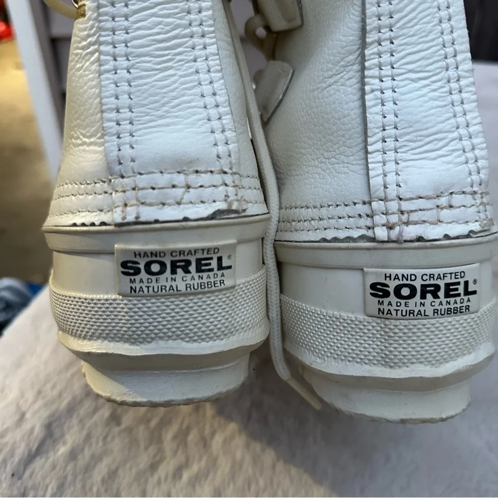 Vintage Sorel Cream Winter Boots Size 5